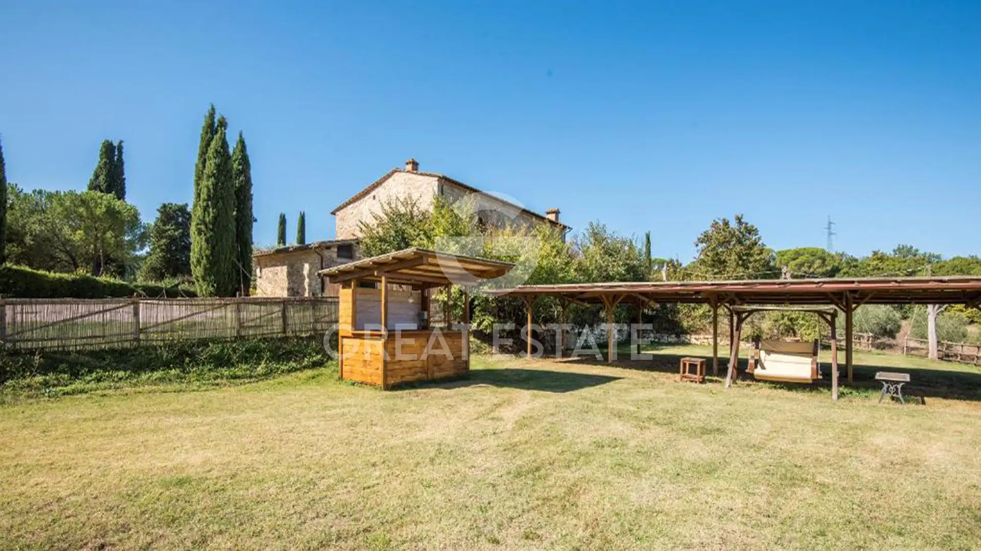 Дом 1211м² в Италии, Сиена. Стоимостью 2850000€ аренда фото-12