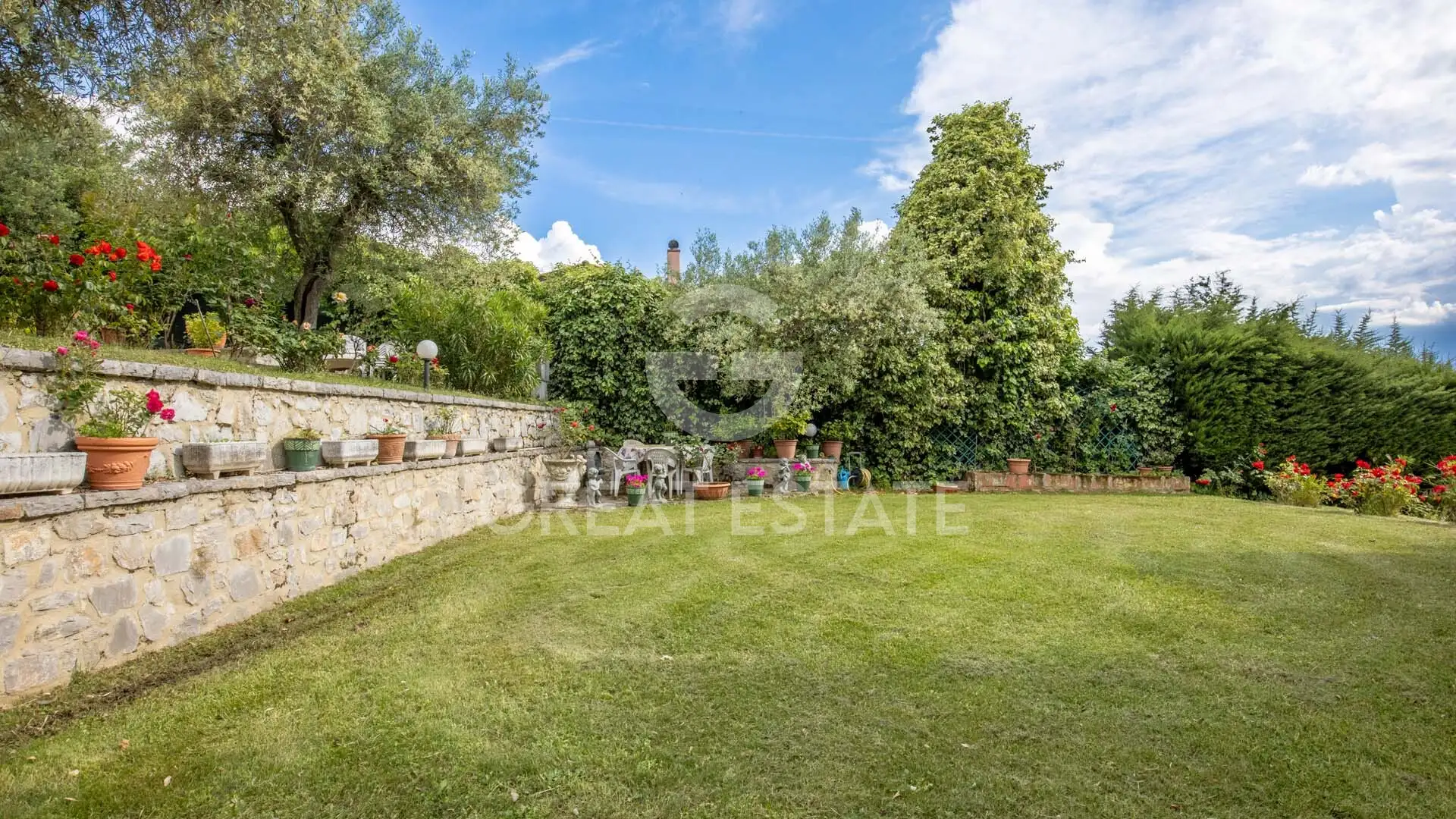 Вилла 445м² в Италии, Перуджа. Стоимостью 780000€ аренда фото-12