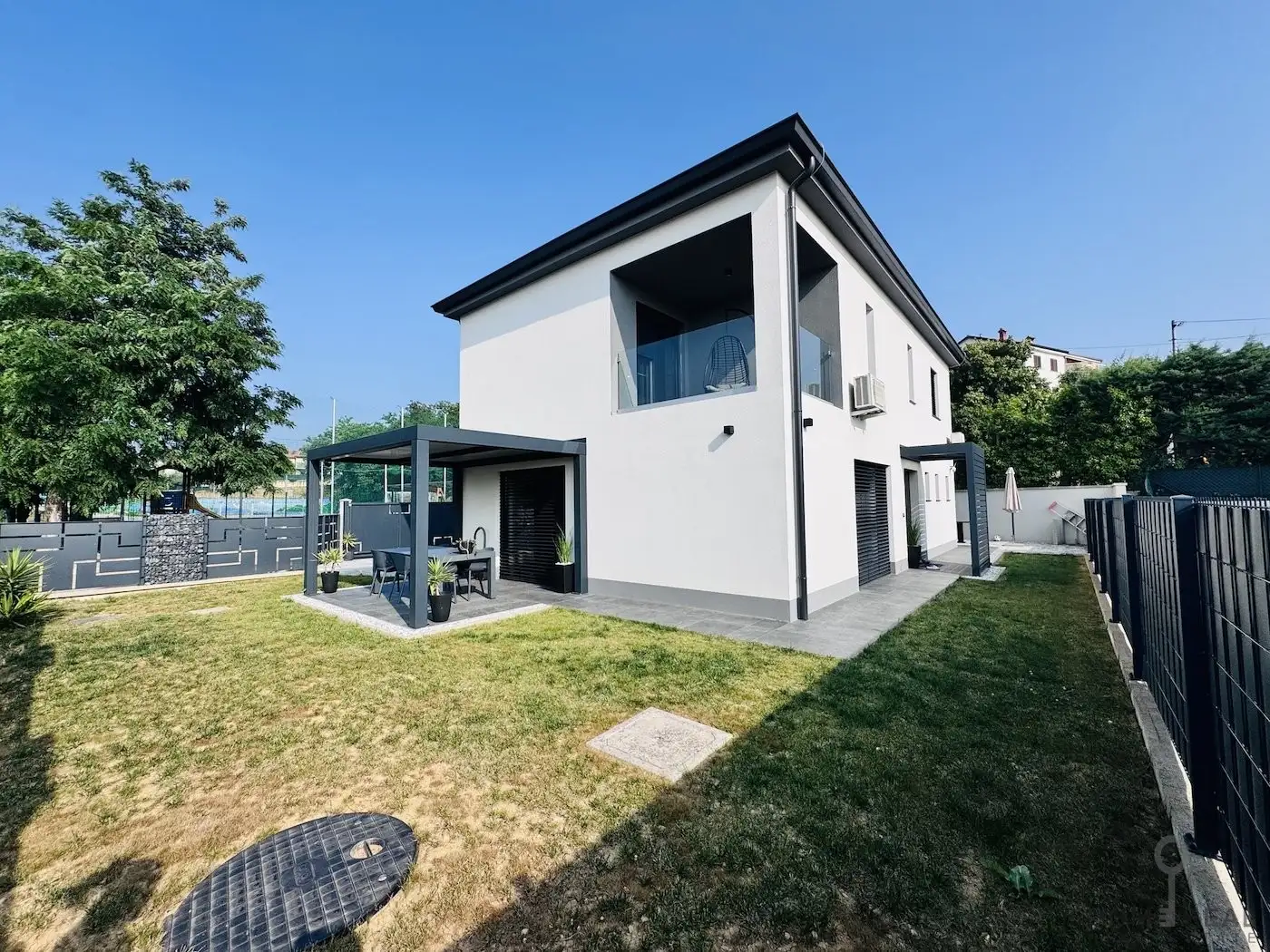 Дом 154м² в Словении, Копер. Стоимостью 915000€ аренда фото-1