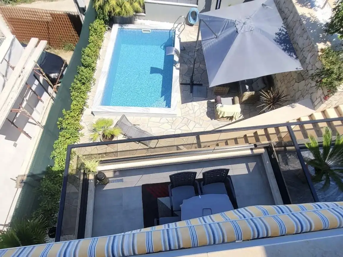 Дом 305м² в Черногории, Добра Вода. Стоимостью 420000€ аренда фото-2