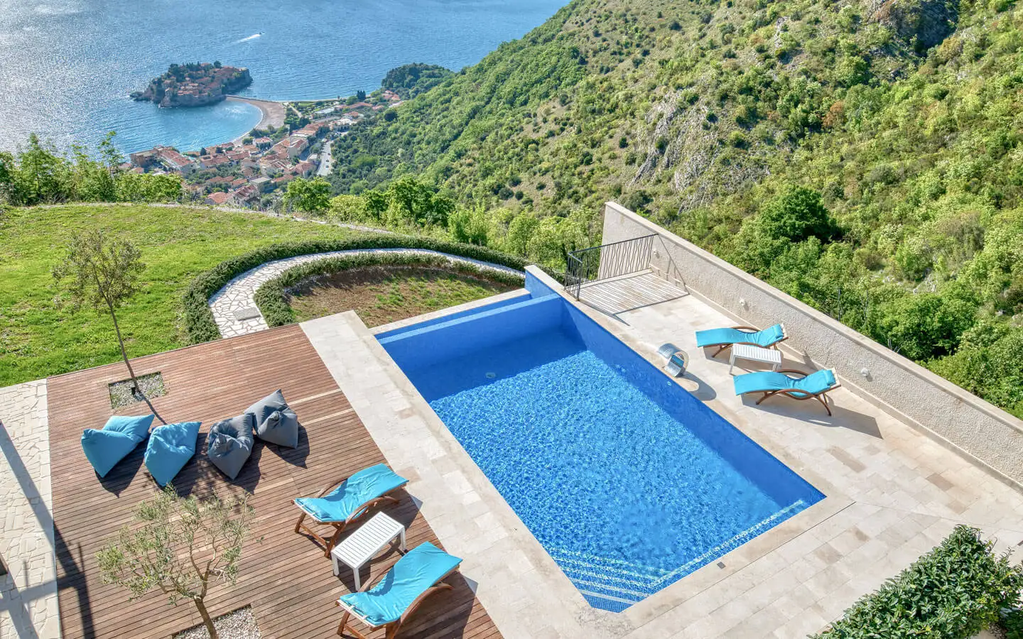 Вилла 450м² в Черногории, Будва. Стоимостью 1400000€ аренда фото-3