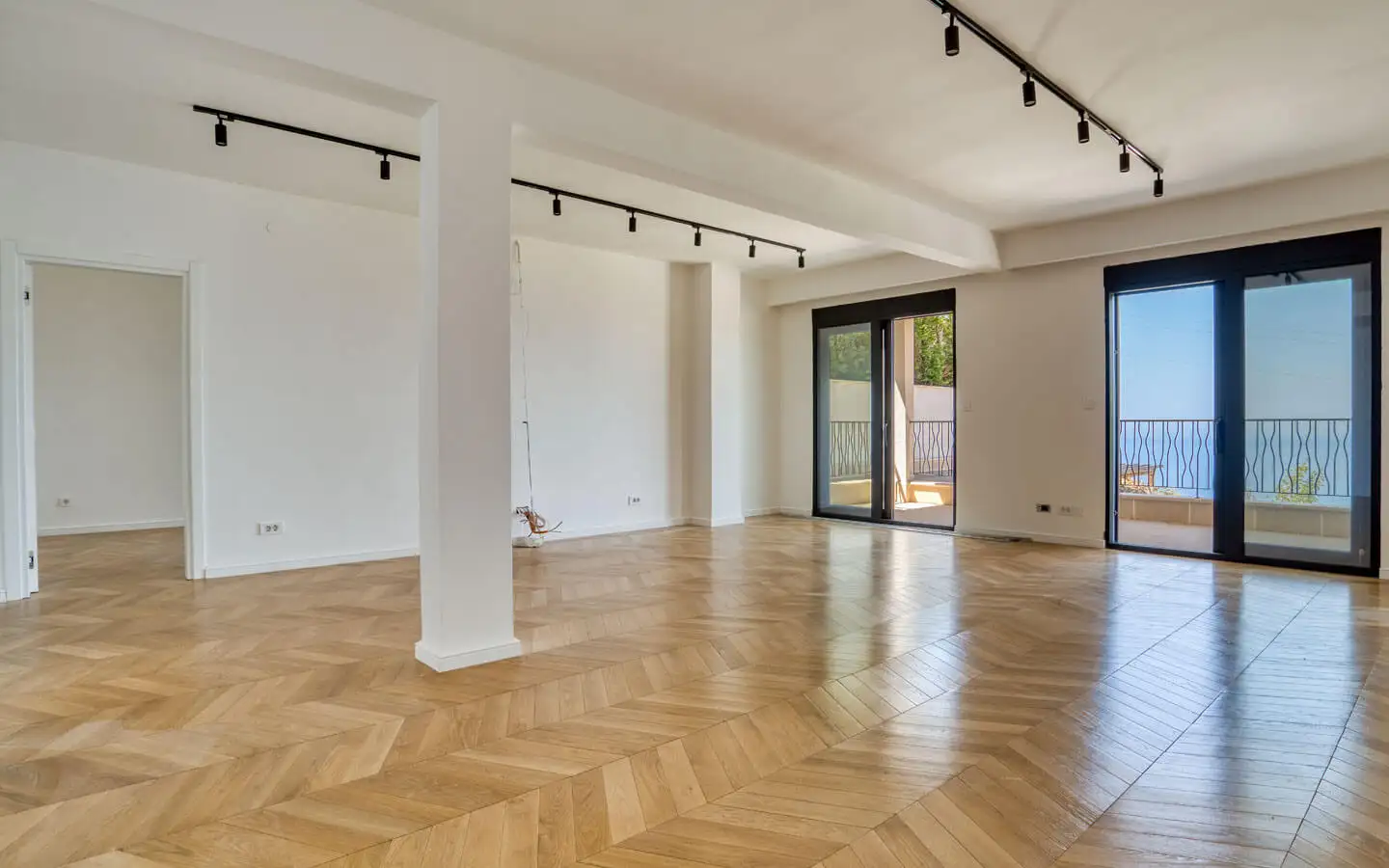Вилла 450м² в Черногории, Будва. Стоимостью 1400000€ аренда фото-8