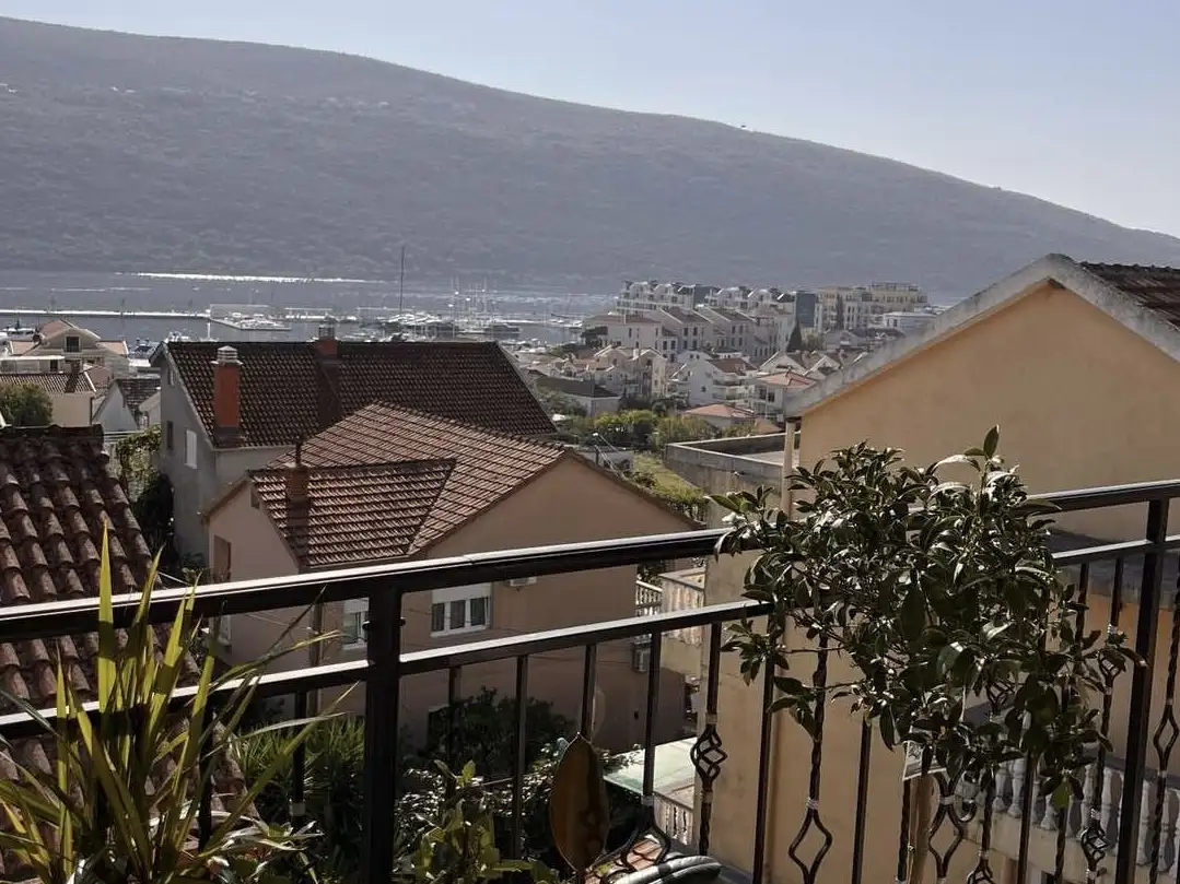 Квартира 117м² в Черногории, Дженовичи. Стоимостью 240000€ аренда фото-12