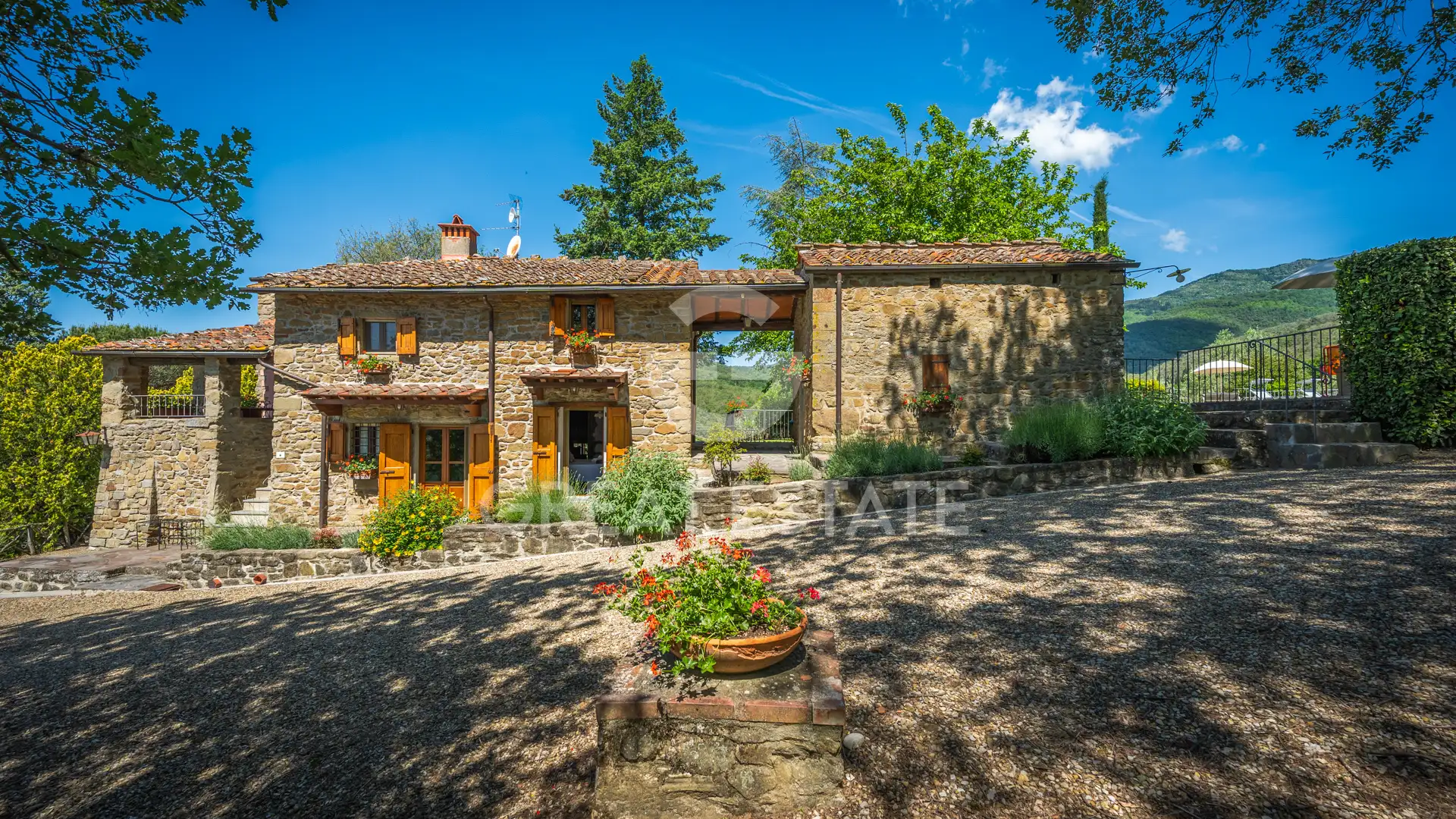 Дом 293м² в Италии, Ареццо. Стоимостью 950000€ аренда фото-3