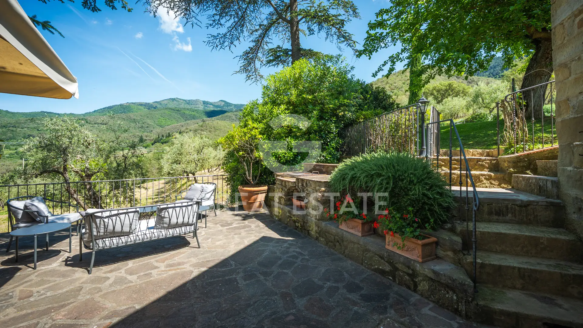 Дом 293м² в Италии, Ареццо. Стоимостью 950000€ аренда фото-9
