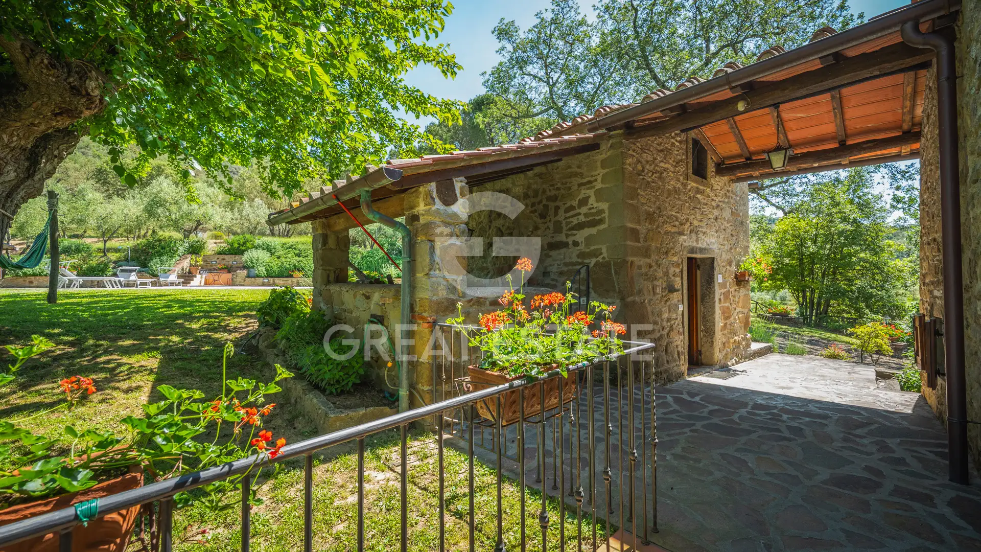 Дом 293м² в Италии, Ареццо. Стоимостью 950000€ аренда фото-13