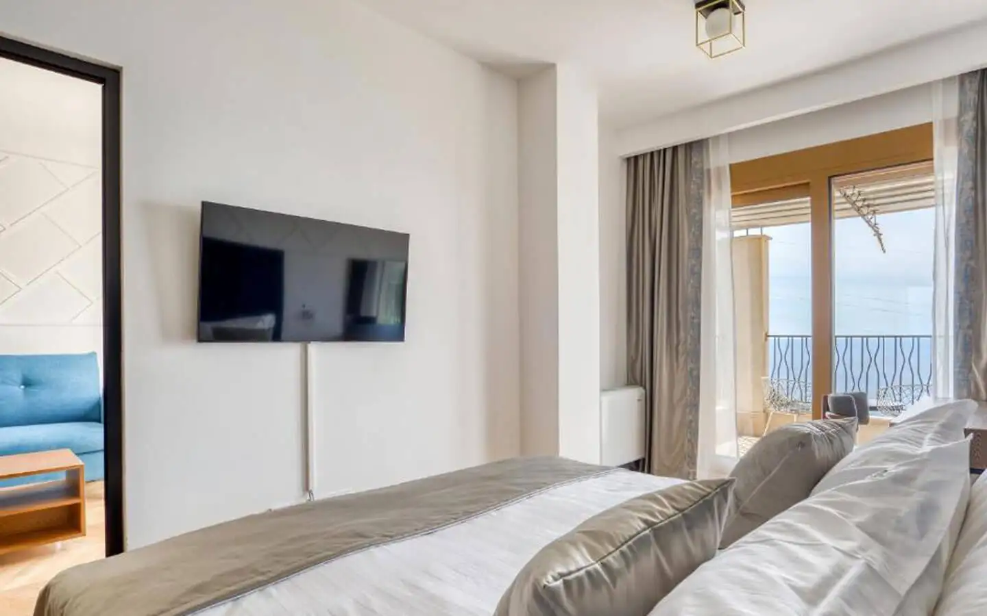 Вилла 345м² в Черногории, Будва. Стоимостью 1600000€ аренда фото-25