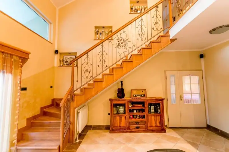 Дом 398м² в Черногории, Херцег-Нови. Стоимостью 580000€ аренда фото-11