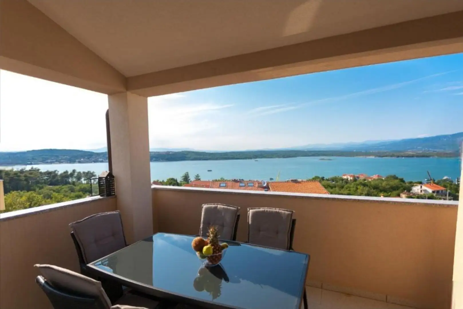 Отель, гостиница 365м² в Хорватии, Климно. Стоимостью 2050000€ аренда фото-17