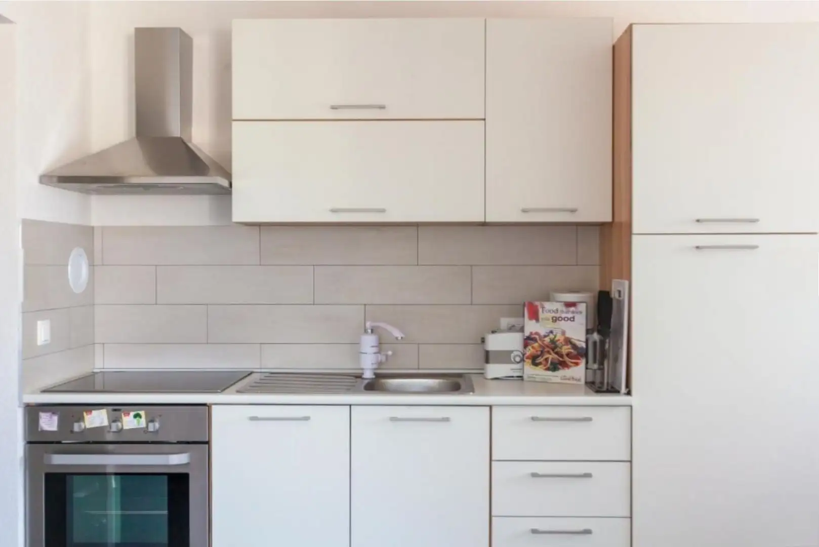 Отель, гостиница 365м² в Хорватии, Климно. Стоимостью 2050000€ аренда фото-21