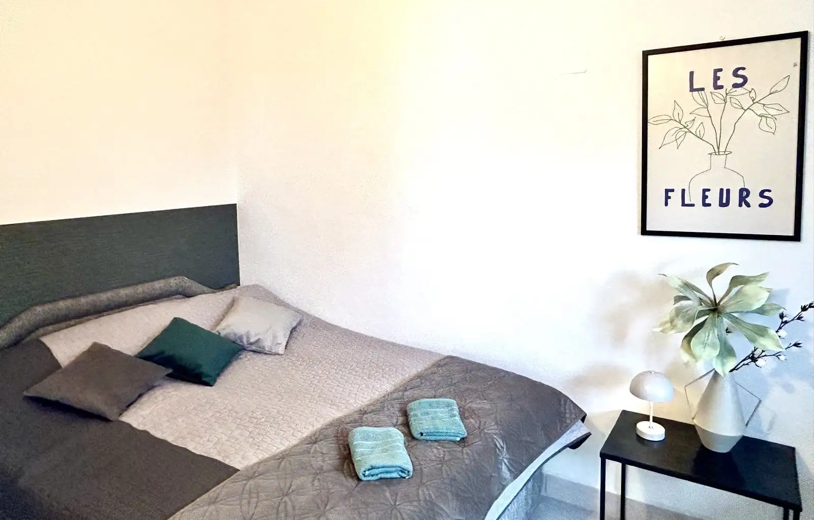 Отель, гостиница 171м² в Черногории, Добра Вода. Стоимостью 250000€ аренда фото-29