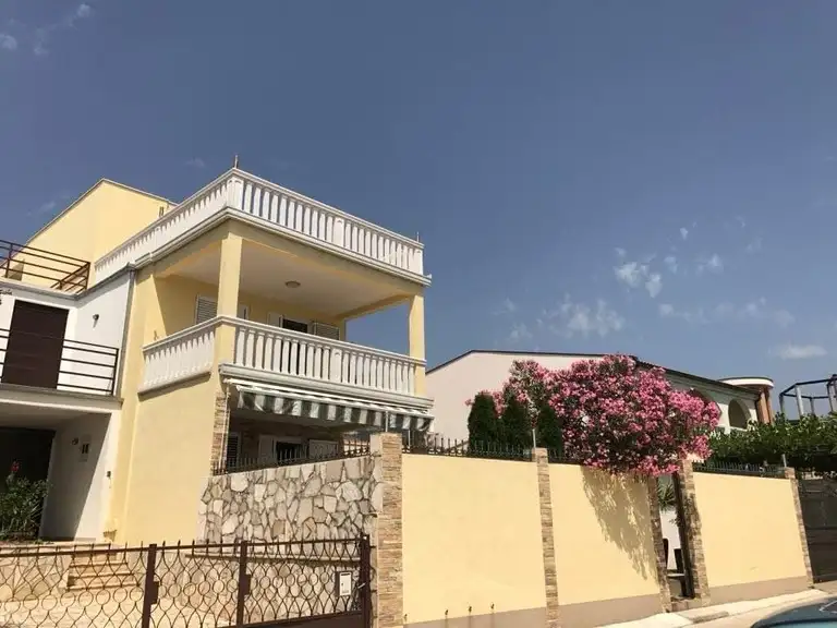 Дом 300м² в Черногории, Добра Вода. Стоимостью 320000€ аренда фото-5