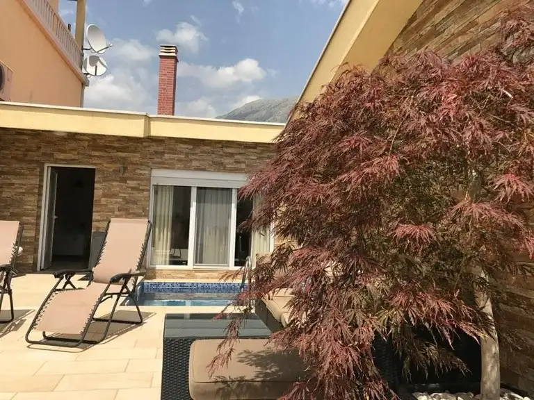 Дом 300м² в Черногории, Добра Вода. Стоимостью 320000€ аренда фото-7