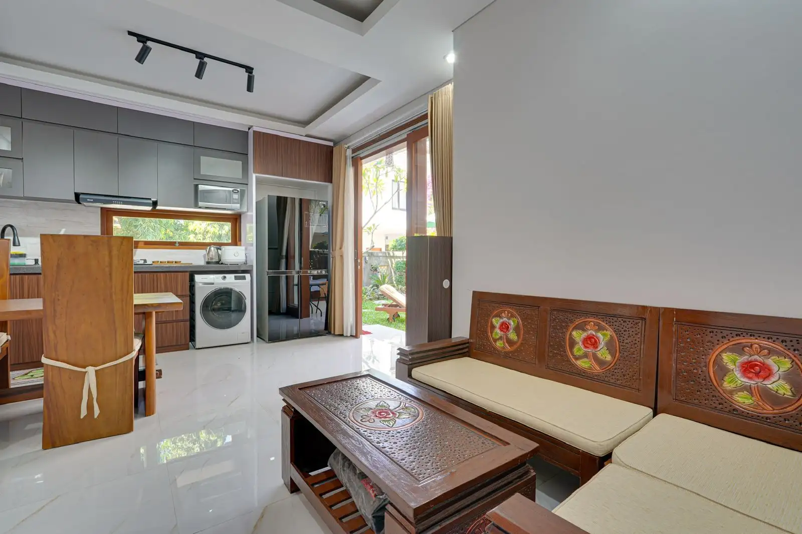 Вилла 200м² в Индонезии, Санур. Стоимостью 23090$ аренда фото-6