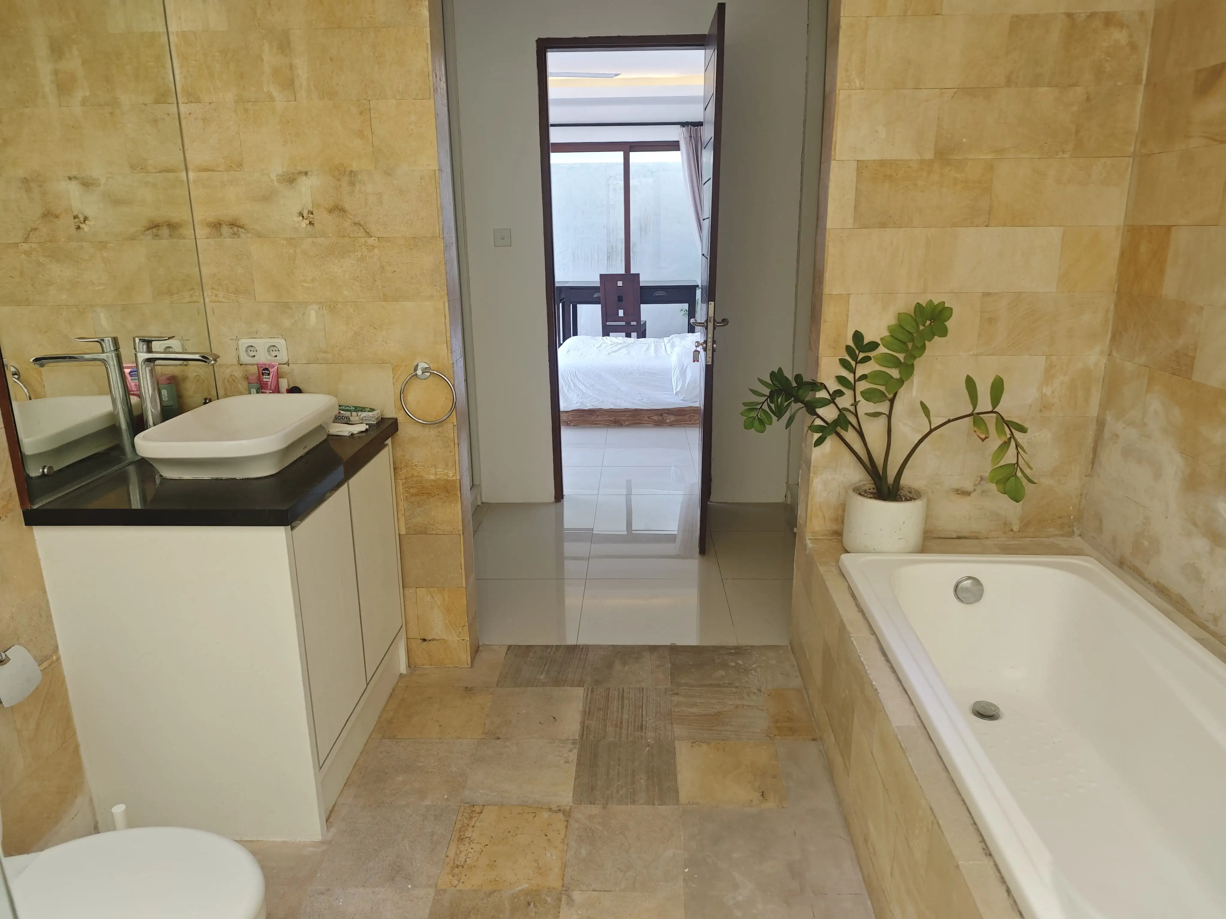 Вилла 250м² в Индонезии, Кангу. Стоимостью 37200$ аренда фото-2