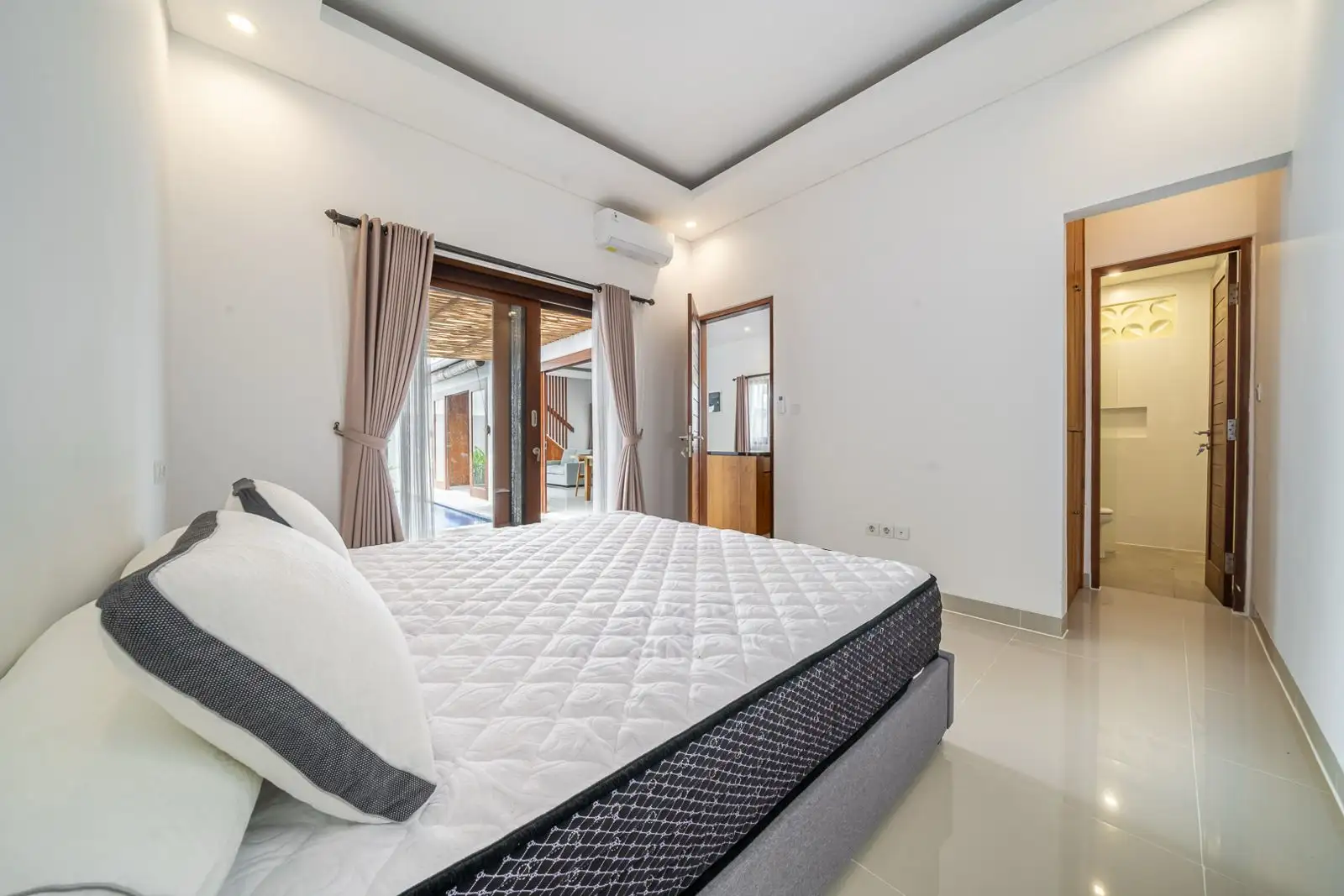 Вилла 140м² в Индонезии, Керобокон. Стоимостью 230000$ аренда фото-5