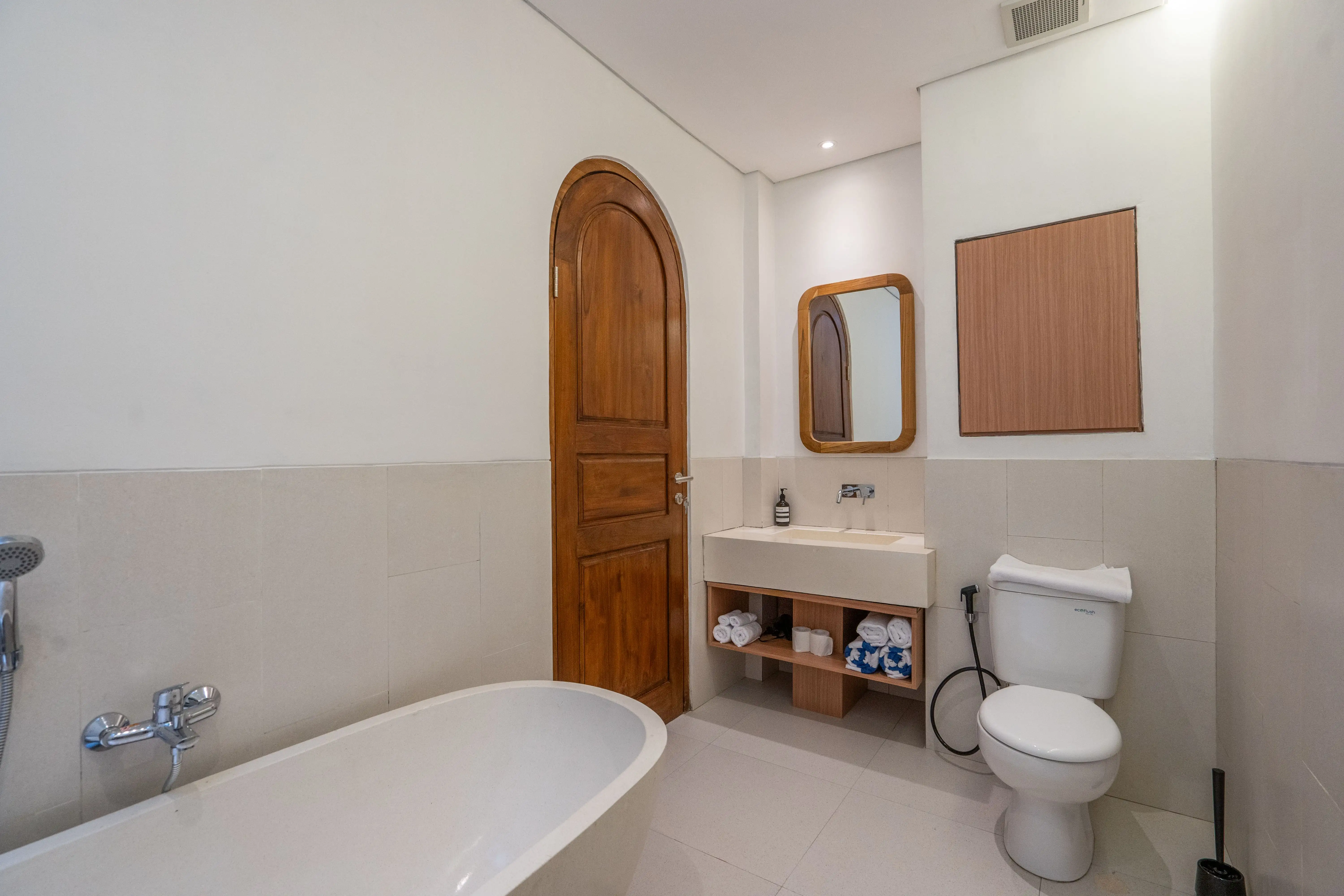 Вилла 143м² в Индонезии, Кангу. Стоимостью 234000$ аренда фото-5