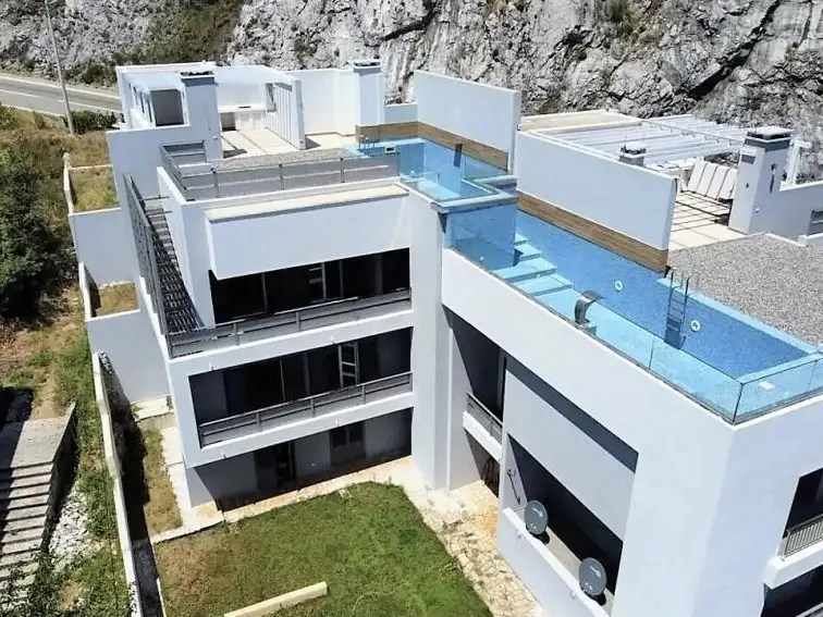 Дом 300м² в Черногории, Моринь. Стоимостью 800000€ аренда фото-3