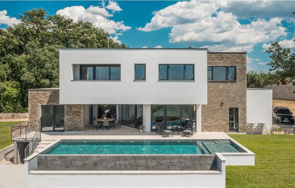 Вилла 255м² в Хорватии, Буе. Стоимостью 1200000€ аренда фото-1