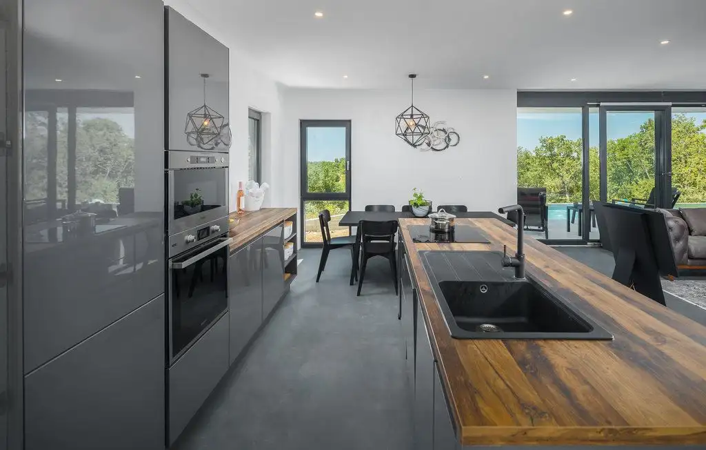 Вилла 255м² в Хорватии, Буе. Стоимостью 1200000€ аренда фото-7