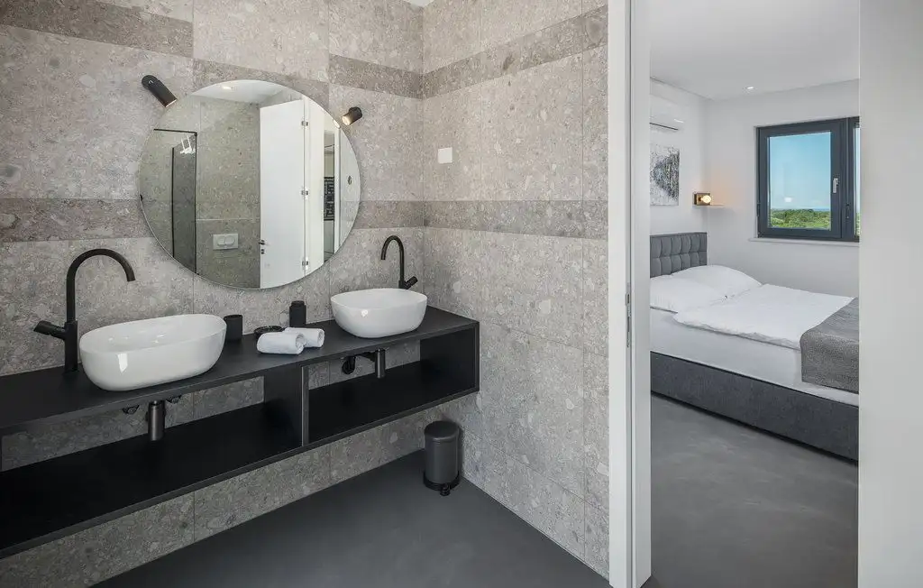 Вилла 255м² в Хорватии, Буе. Стоимостью 1200000€ аренда фото-20