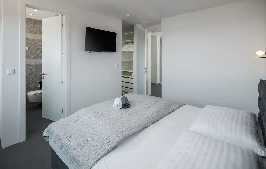 Вилла 255м² в Хорватии, Буе. Стоимостью 1200000€ аренда фото-21