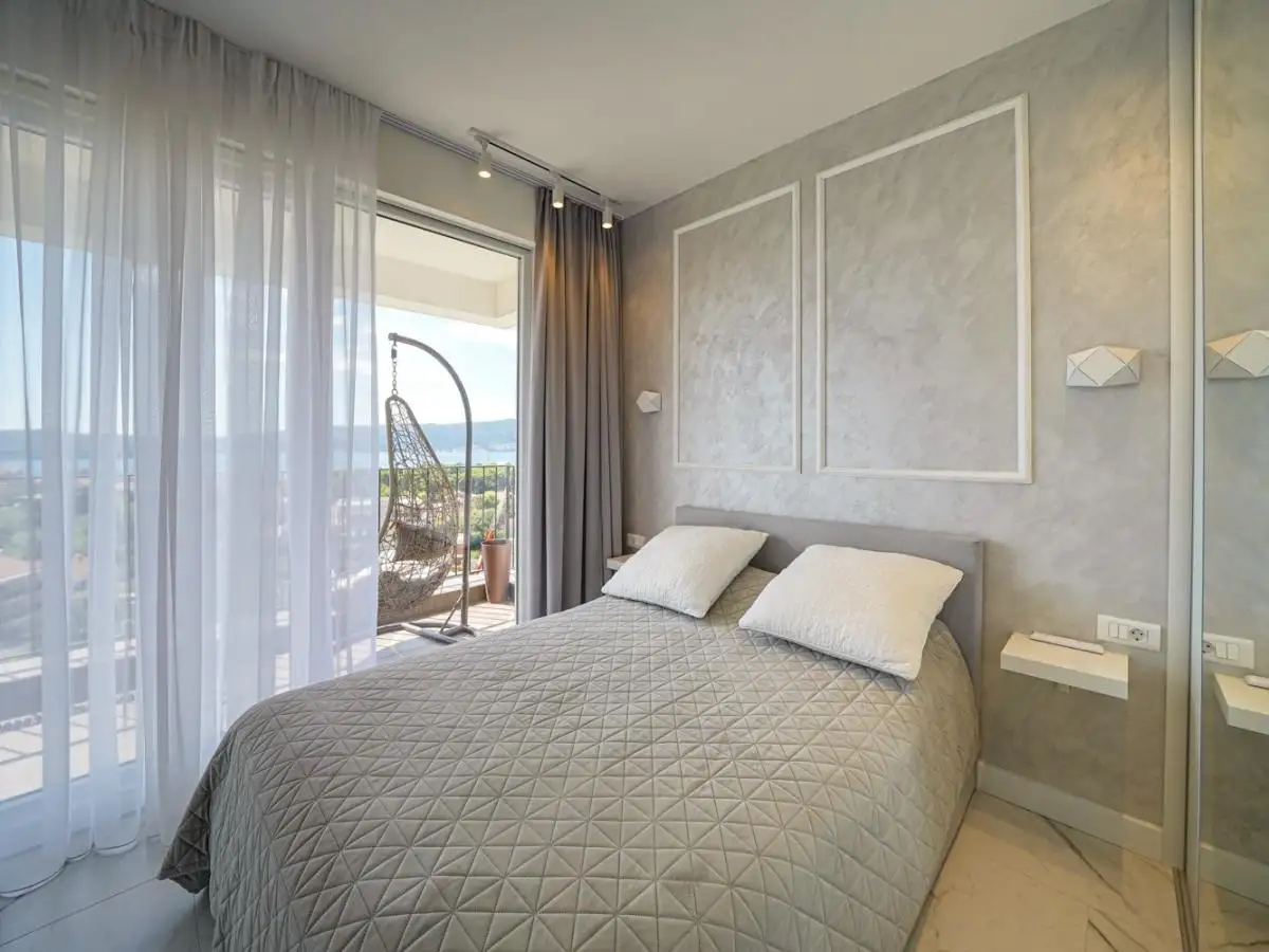 Квартира 65м² в Черногории, Тиват. Стоимостью 295000€ аренда фото-3