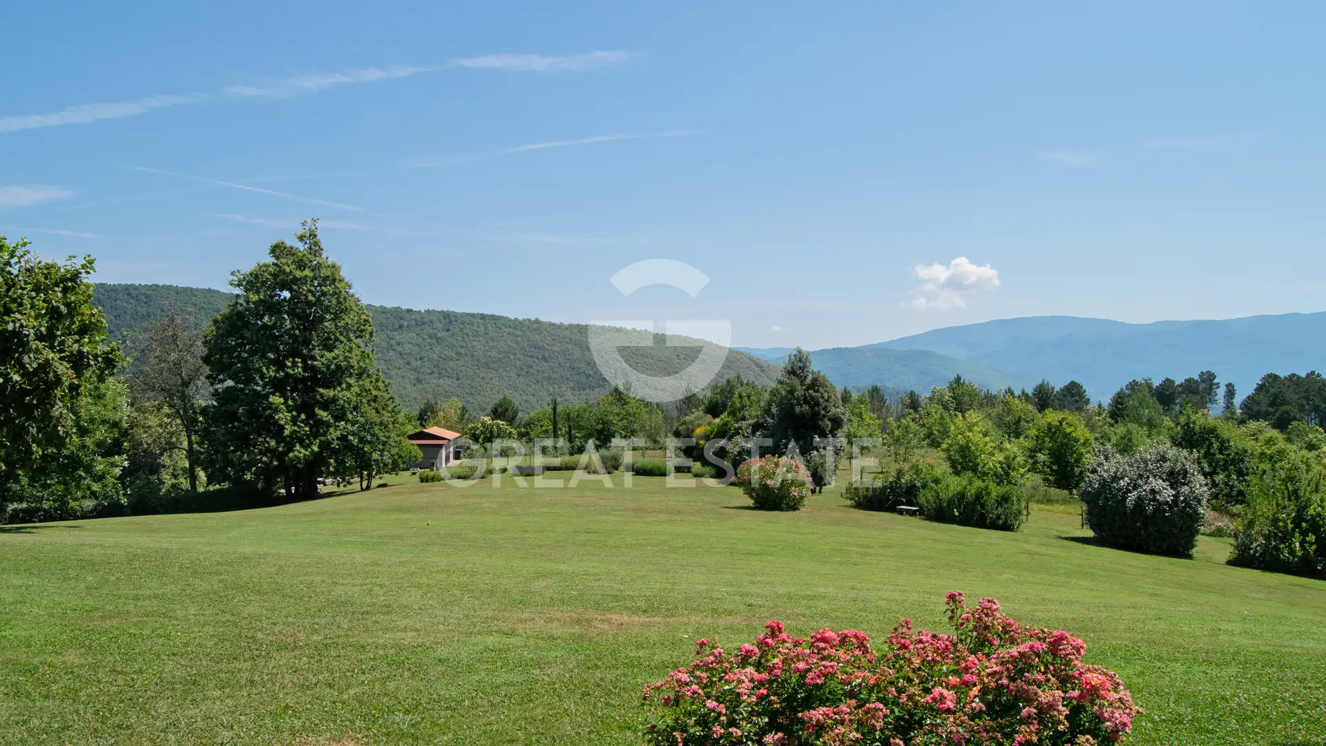 Дом 400м² в Италии, Ареццо. Стоимостью 1190000€ аренда фото-15