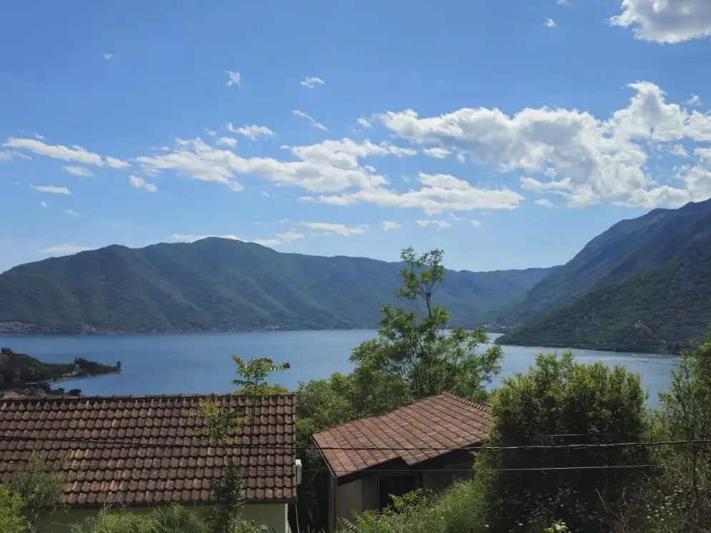 Земельный участок 1м² в Черногории, Рисан. Стоимостью 170000€ аренда фото-1