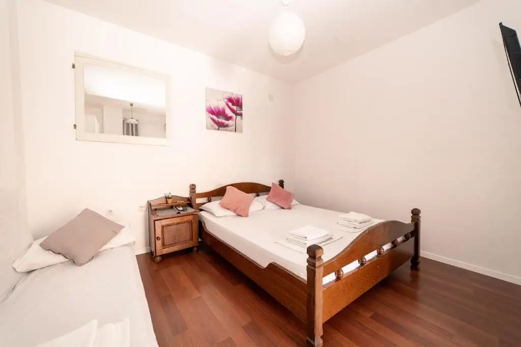 Отель, гостиница 365м² в Хорватии, Новалья. Стоимостью 890000€ аренда фото-14