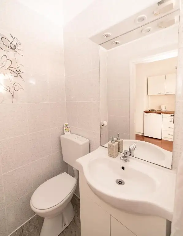 Отель, гостиница 365м² в Хорватии, Новалья. Стоимостью 890000€ аренда фото-17