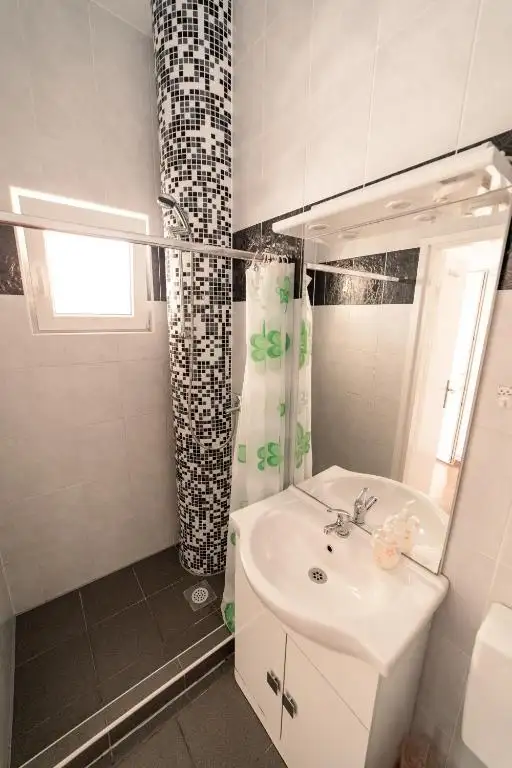 Отель, гостиница 365м² в Хорватии, Новалья. Стоимостью 890000€ аренда фото-18