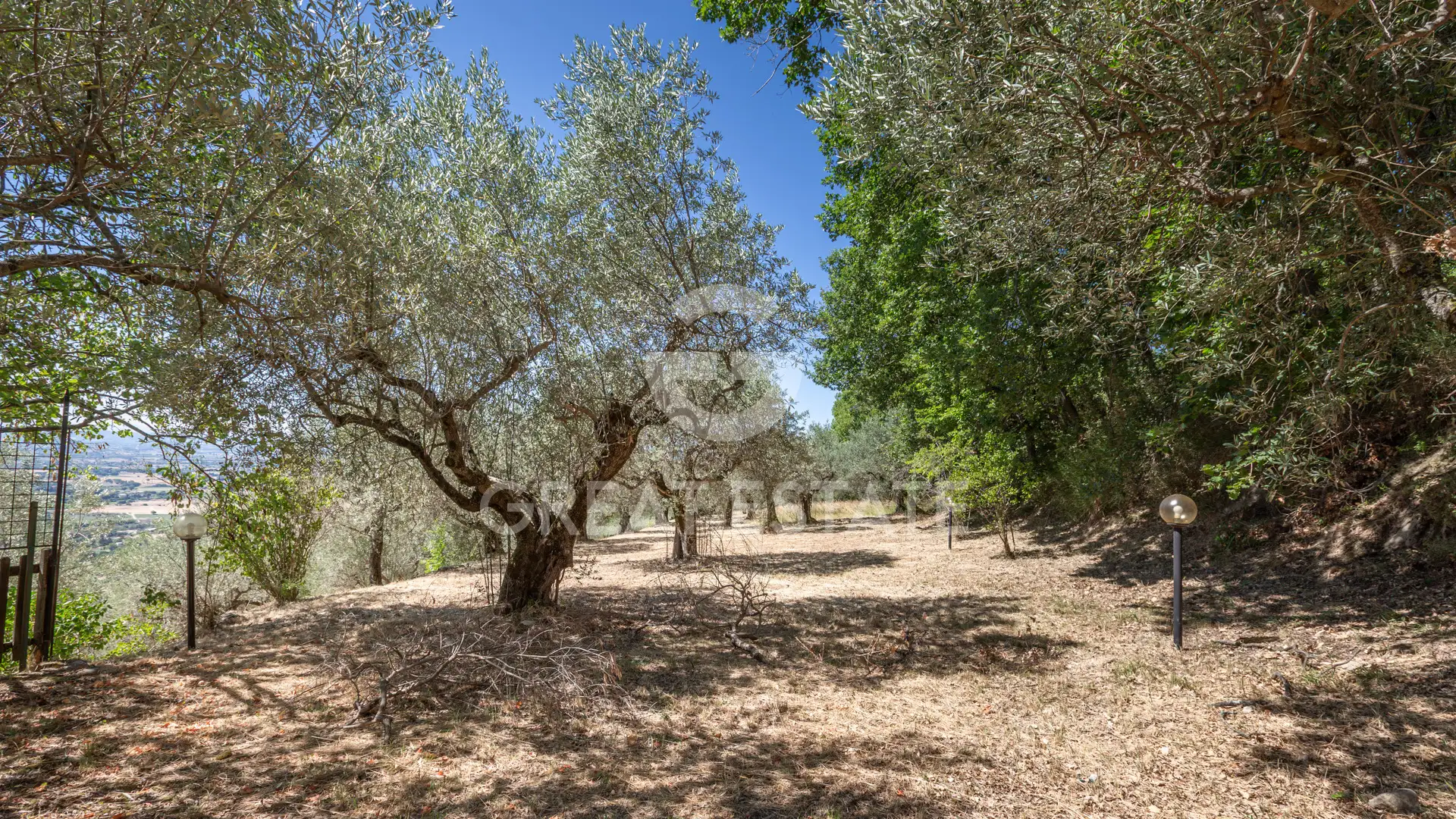 Дом 559м² в Италии, Перуджа. Стоимостью 1200000€ аренда фото-11