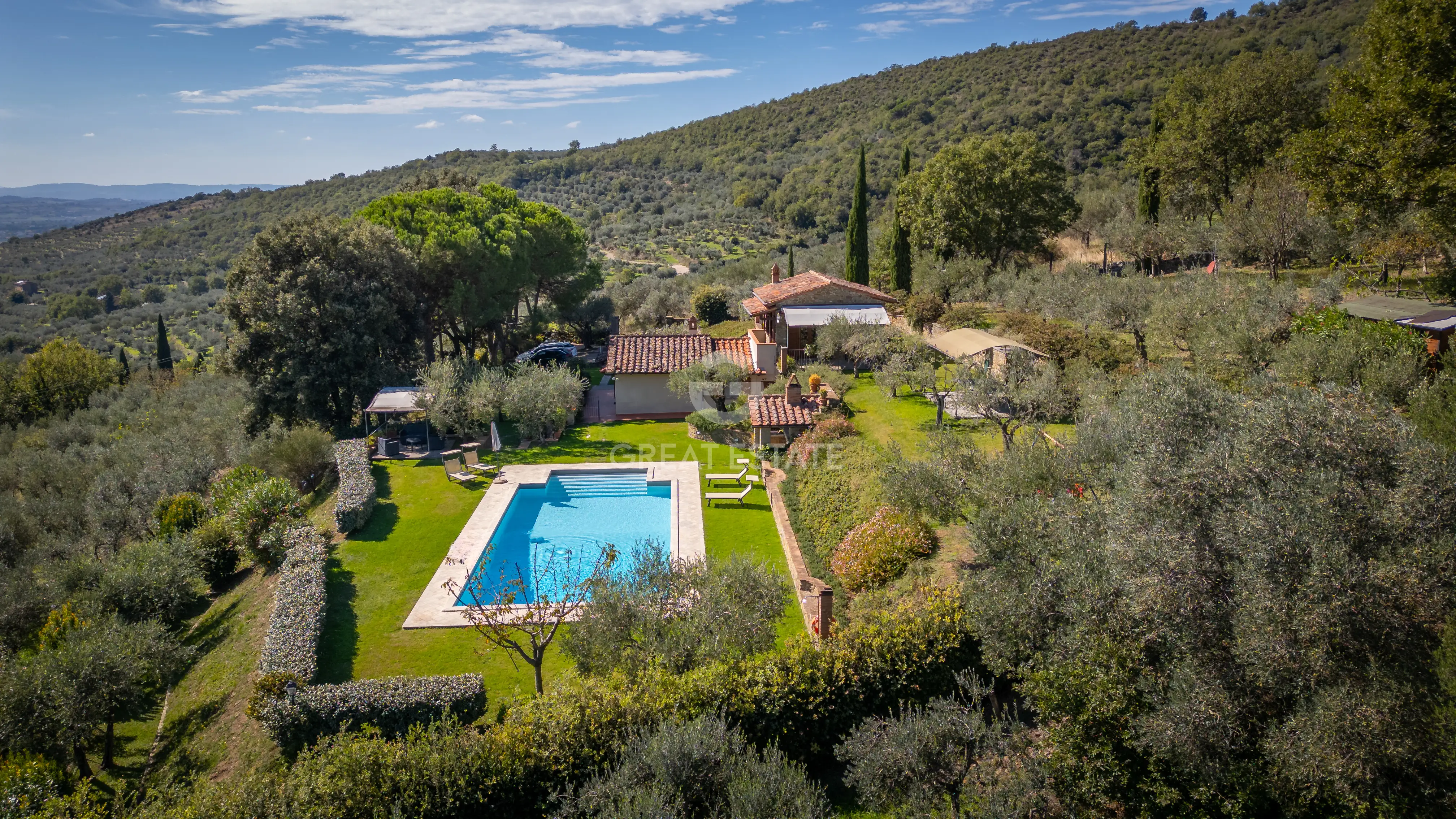 Дом 199м² в Италии, Ареццо. Стоимостью 1150000€ аренда фото-2