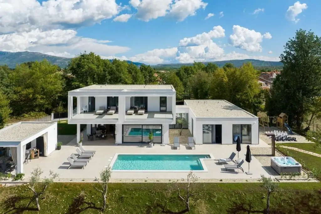 Вилла 290м² в Хорватии, Рабац. Стоимостью 1450000€ аренда фото-1