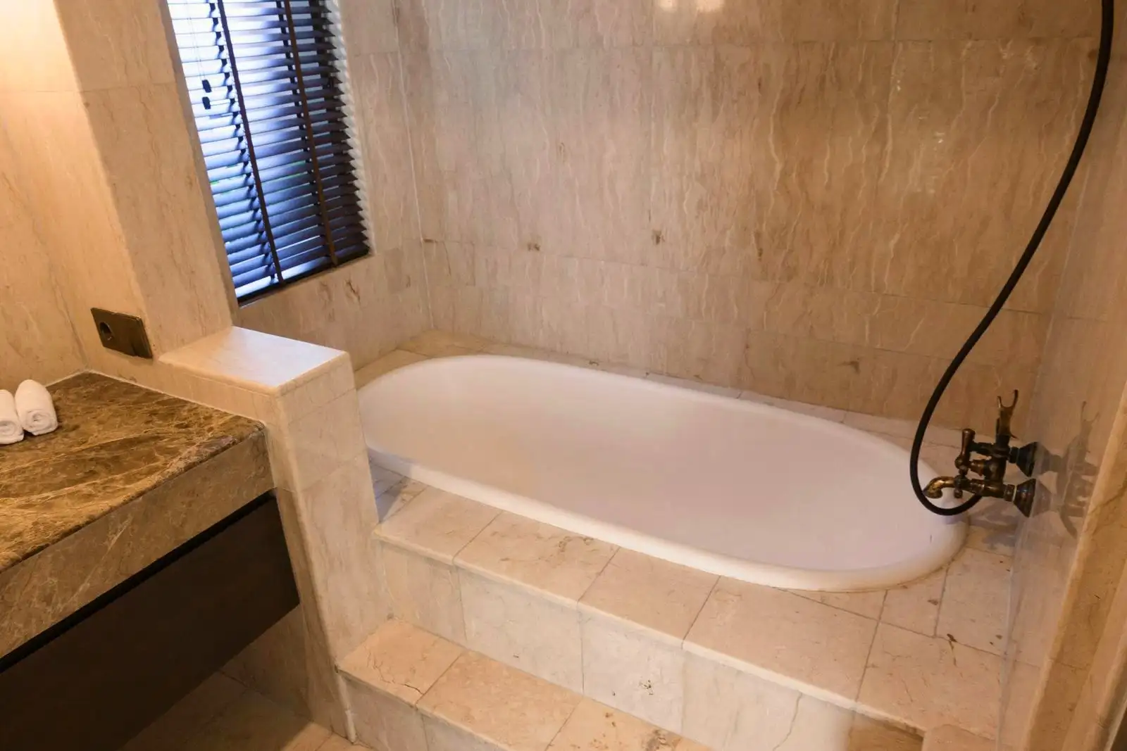 Вилла 350м² в Индонезии, Букит. Стоимостью 140000$ аренда фото-1