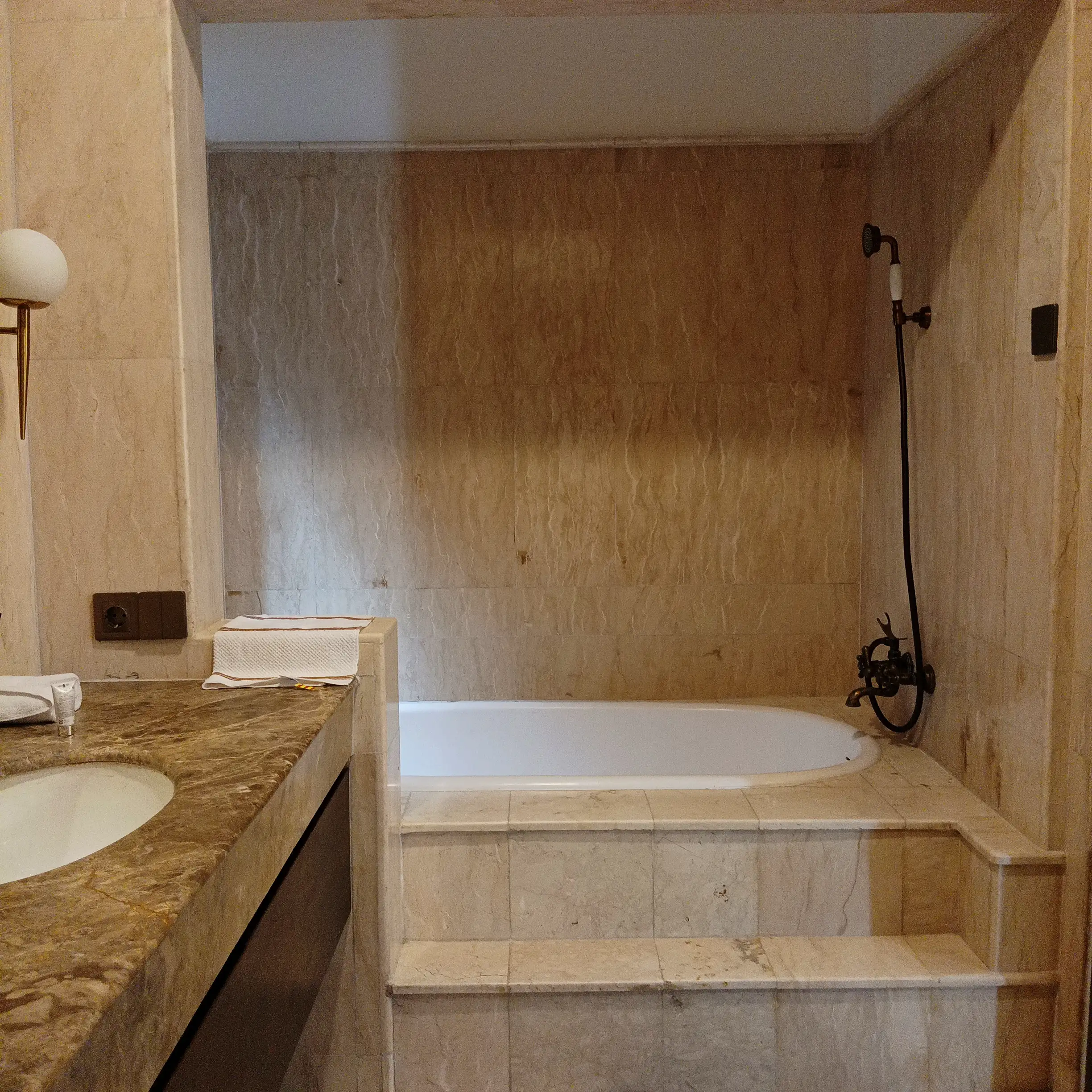 Вилла 350м² в Индонезии, Букит. Стоимостью 140000$ аренда фото-3