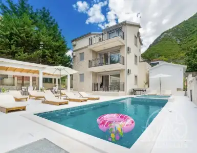 Купить дом в Черногории 775000€