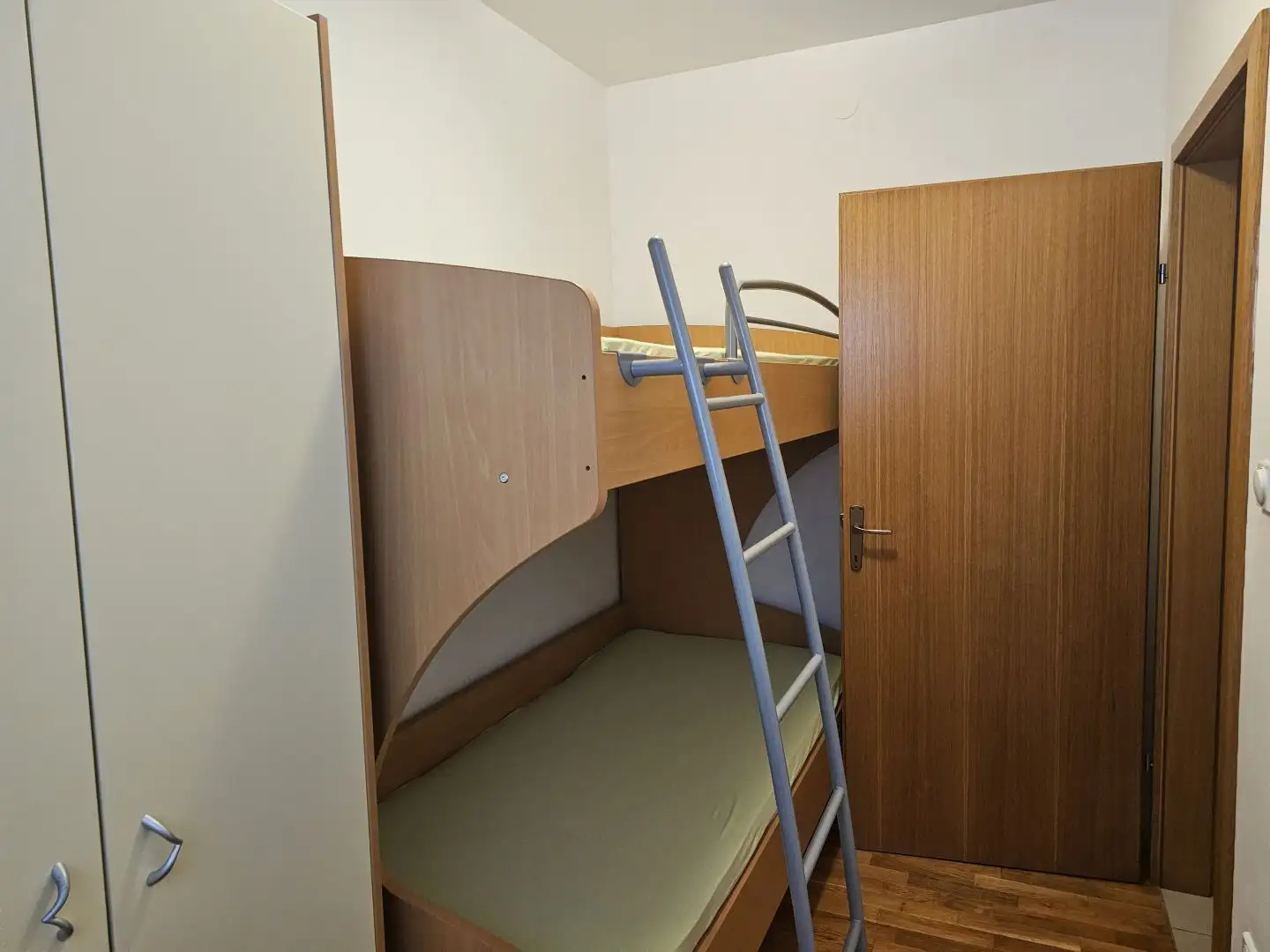 Отель, гостиница 400м² в Хорватии, Баньол. Стоимостью 675000€ аренда фото-7