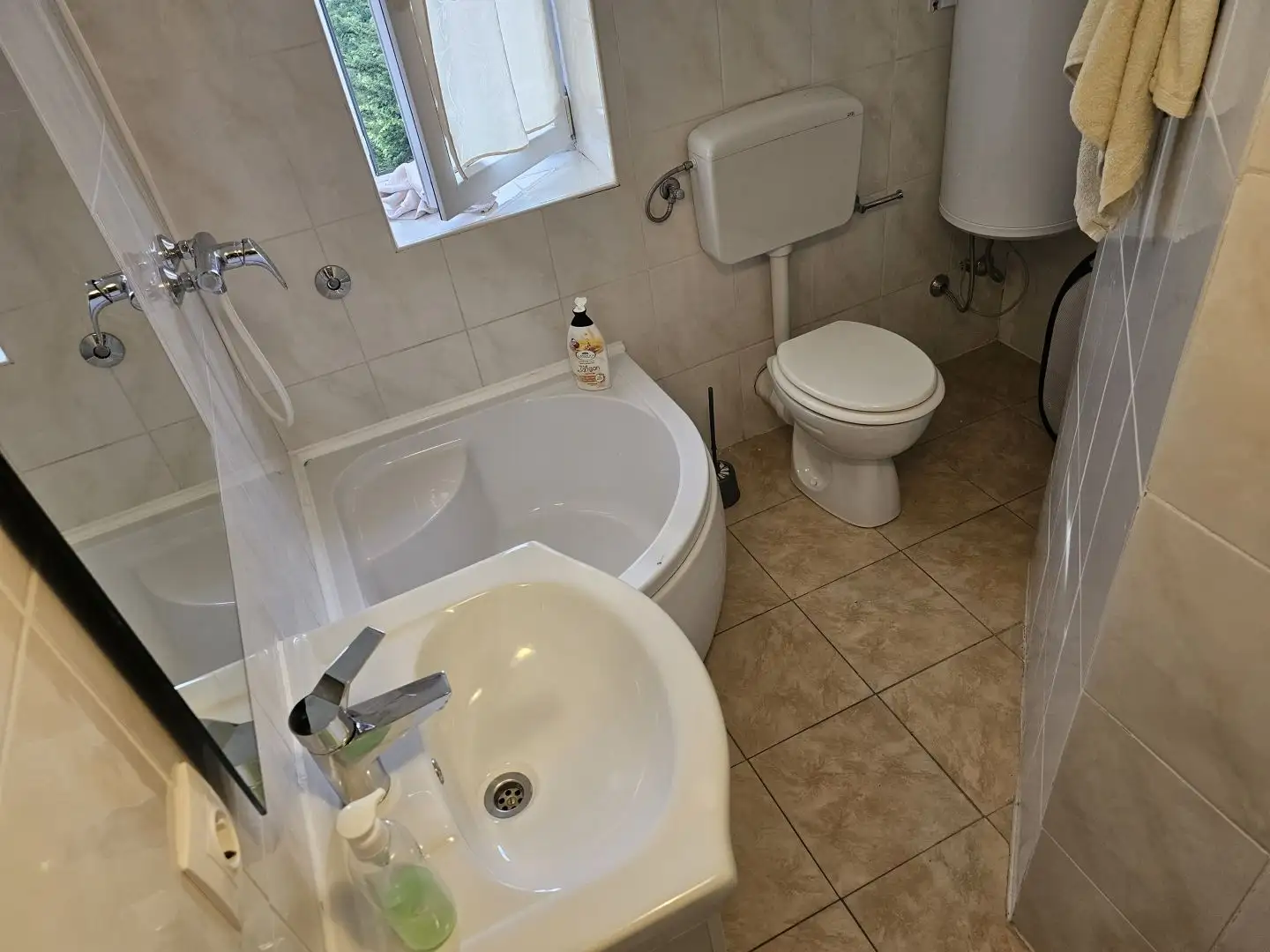 Отель, гостиница 400м² в Хорватии, Баньол. Стоимостью 675000€ аренда фото-25