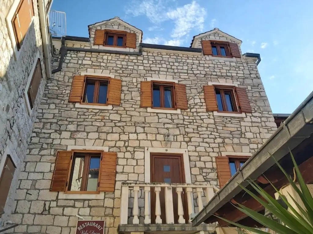 Отель, гостиница 450м² в Хорватии, Супетар. Стоимостью 1650000€ аренда фото-1