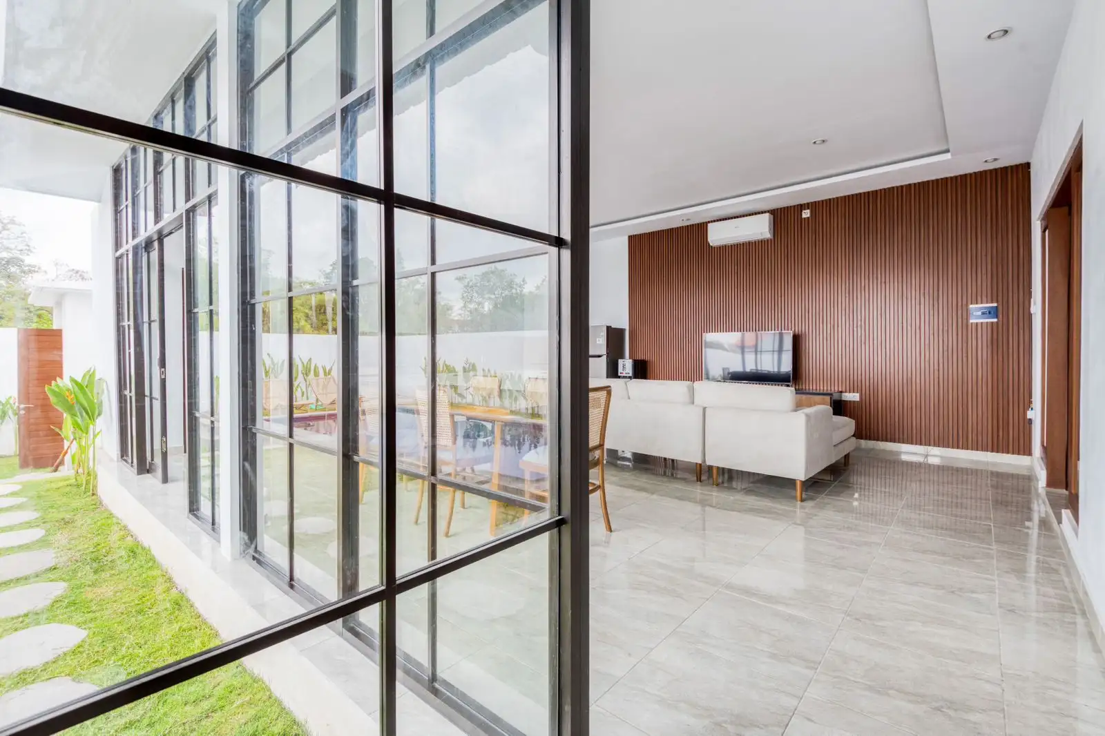 Вилла 200м² в Индонезии, Кангу. Стоимостью 29700$ аренда фото-10