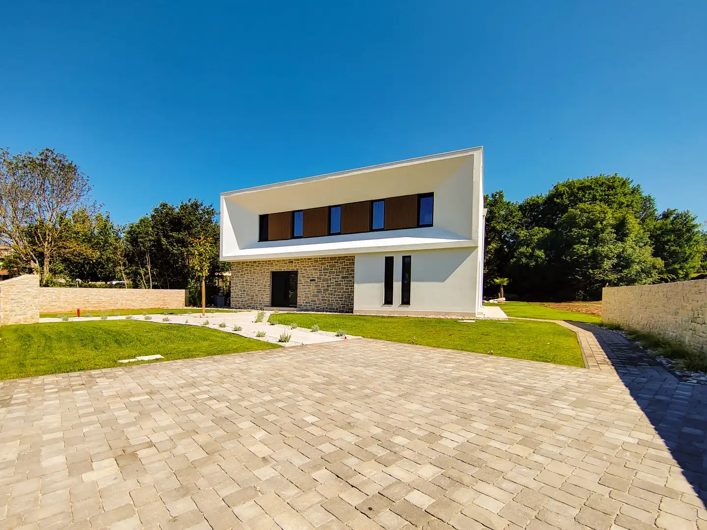 Вилла 220м² в Хорватии, Тиньян. Стоимостью 1170000€ аренда фото-25