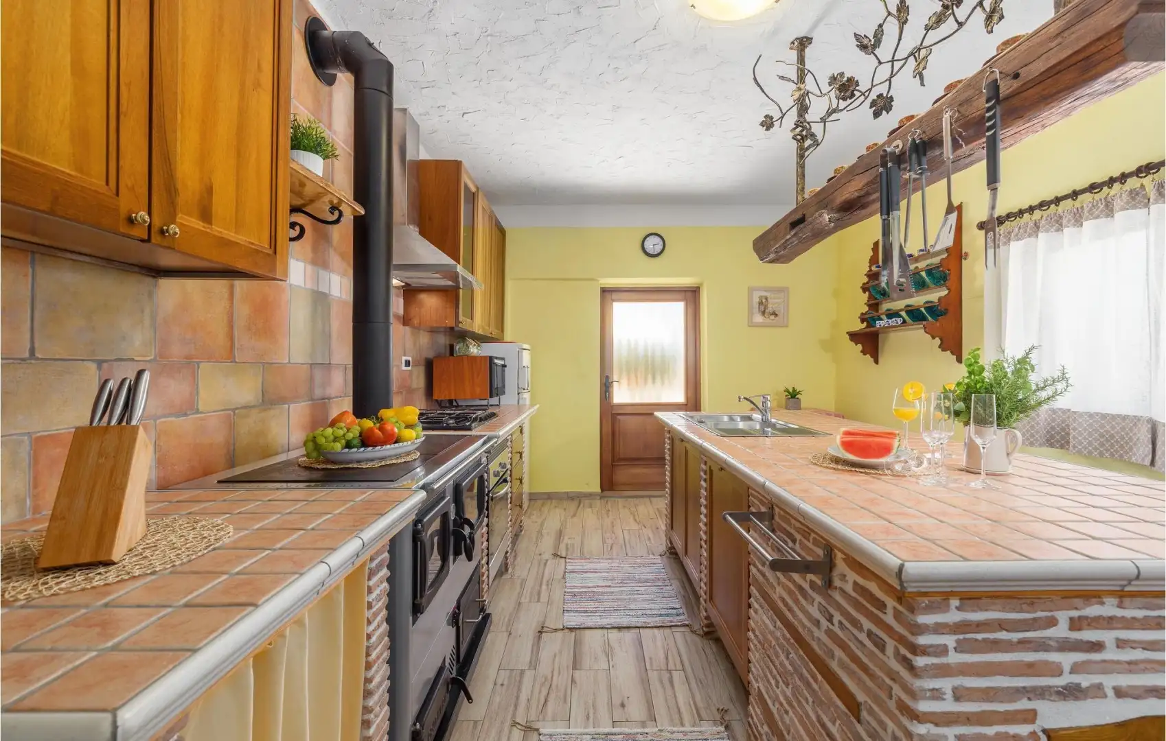 Отель, гостиница 597м² в Хорватии, Буе. Стоимостью 790000€ аренда фото-20