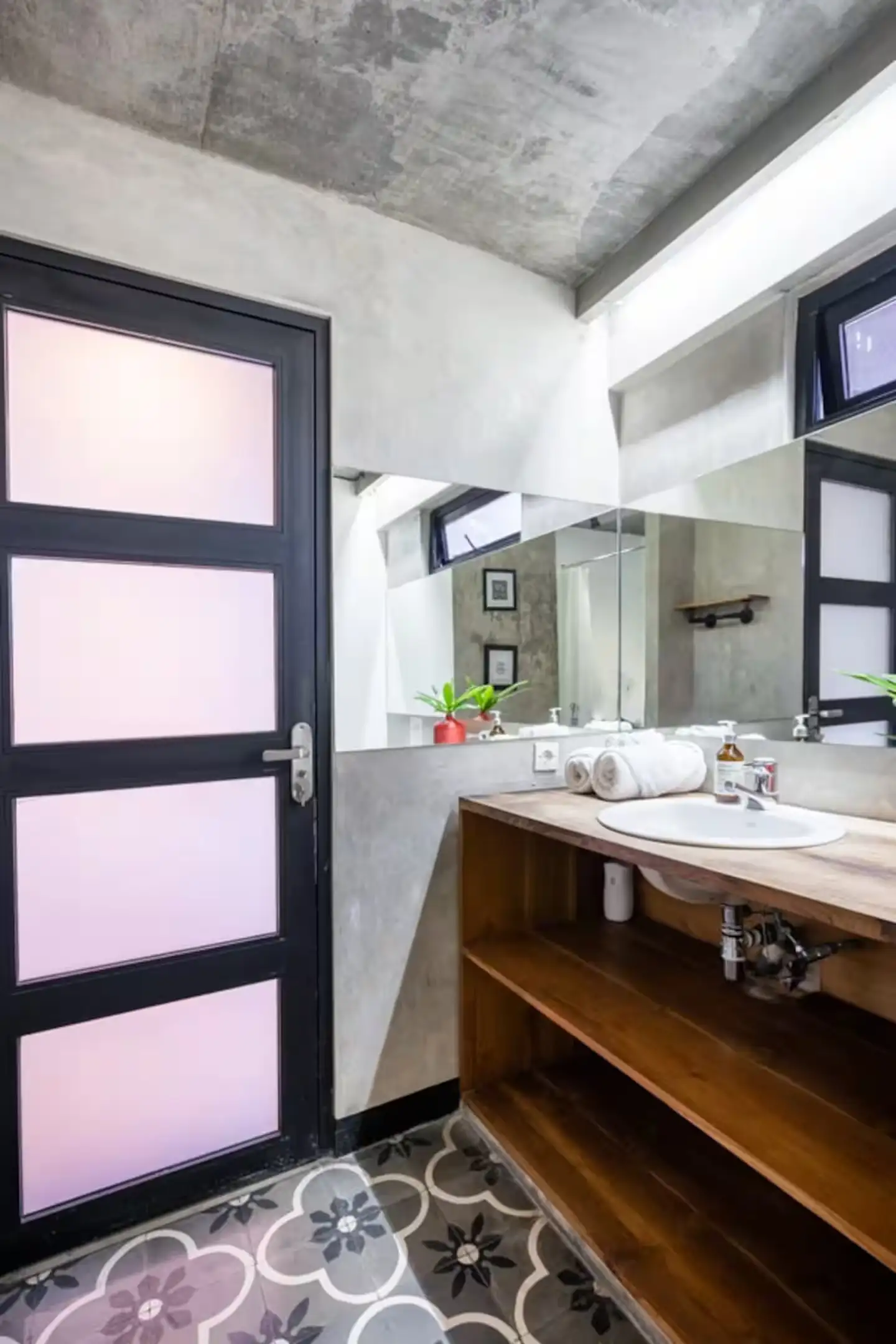 Квартира 27м² в Индонезии, Семинак. Стоимостью 75000$ аренда фото-3