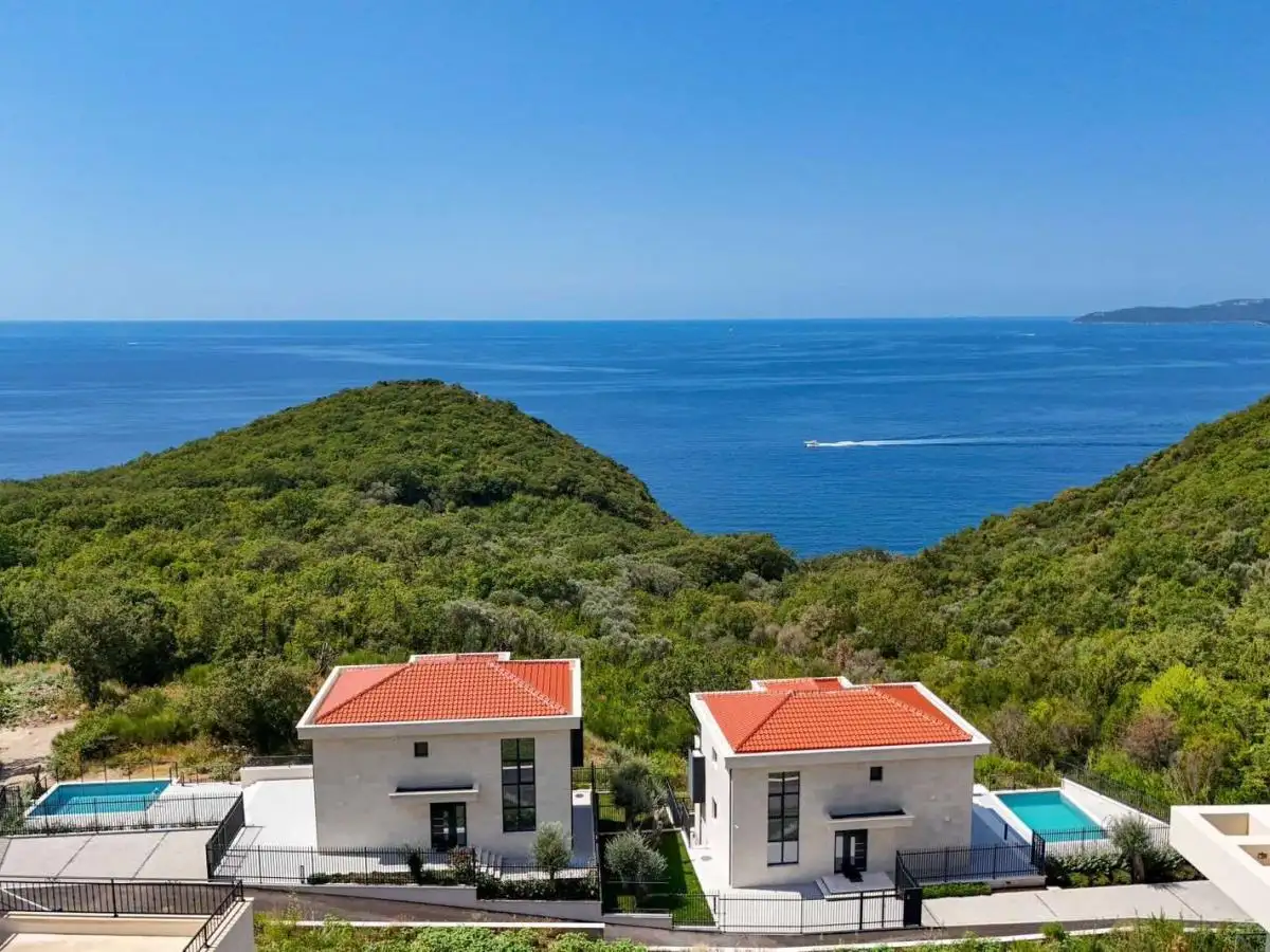 Дом 318м² в Черногории, Режевичи. Стоимостью 1150000€ аренда фото-1