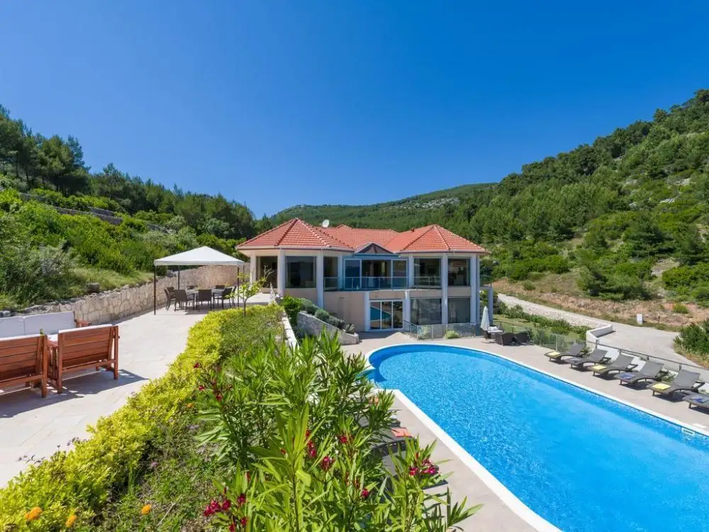 Вилла 520м² в Хорватии, Корчула. Стоимостью 1300000€ аренда фото-6