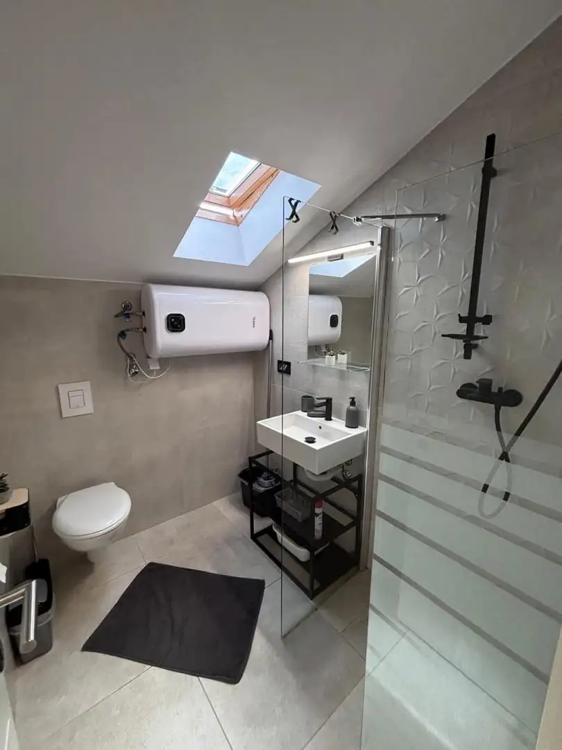 Отель, гостиница 160м² в Хорватии, Цриквеница. Стоимостью 540000€ аренда фото-6