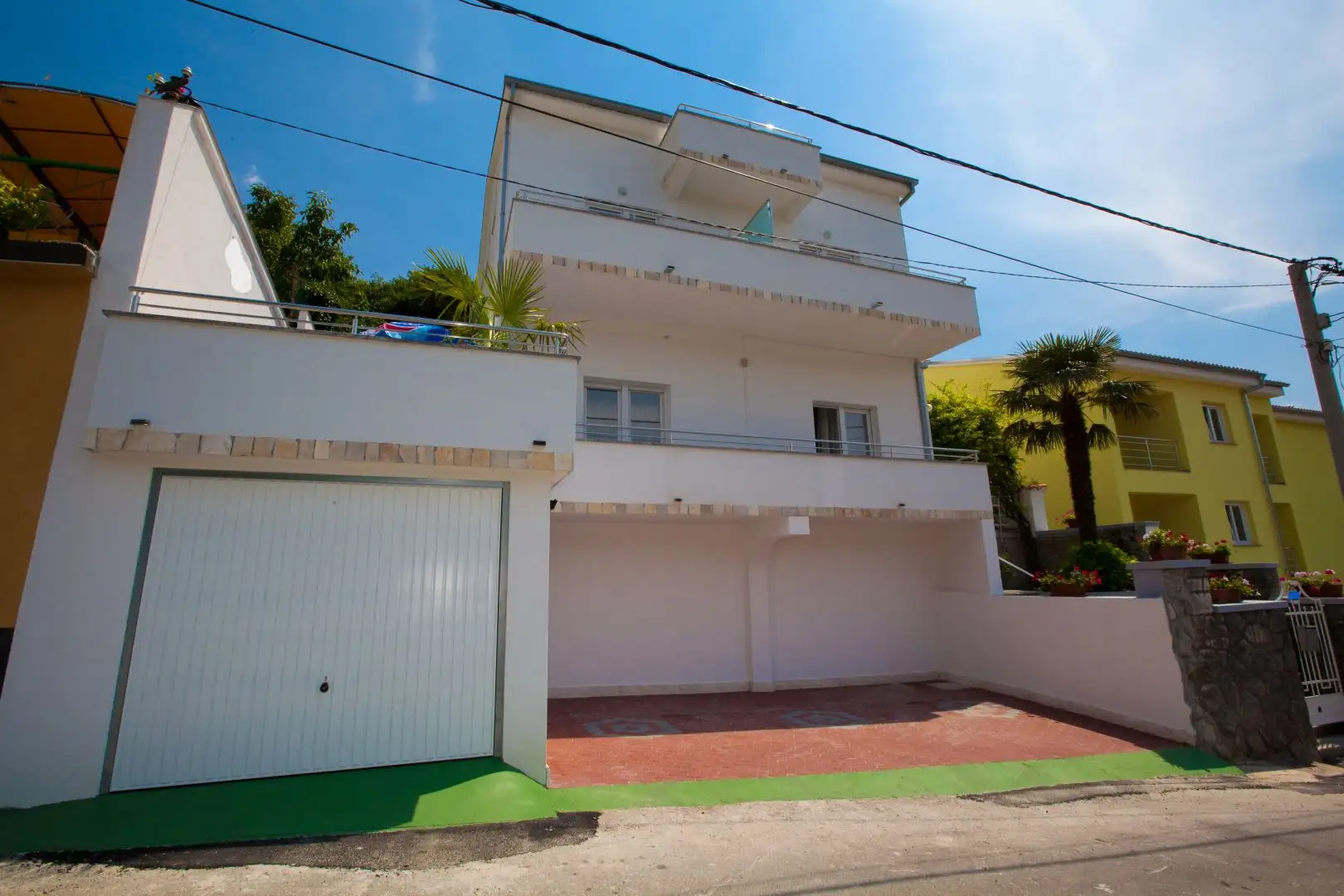 Отель, гостиница 428м² в Хорватии, Цриквеница. Стоимостью 600000€ аренда фото-3