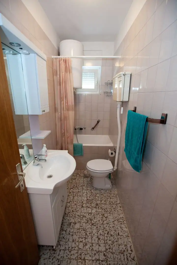 Отель, гостиница 428м² в Хорватии, Цриквеница. Стоимостью 600000€ аренда фото-15